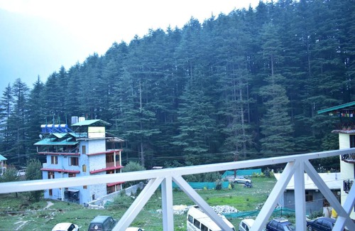 Old Manali Hotel | Hadimba Way Manali - The Family Hotel