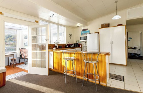 Reefton Casa | Haere Mai Reefton Heritage Holiday Home