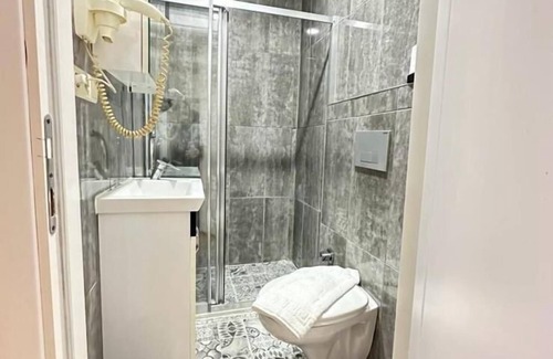 Avcilar Hotel | Hagia Irene Old City