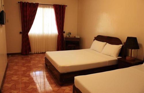 Bogo Complejo | Hagnaya Beach Resort and Restaurant