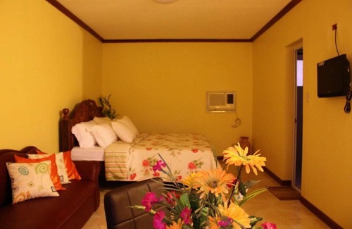 Bogo Complejo | Hagnaya Beach Resort and Restaurant