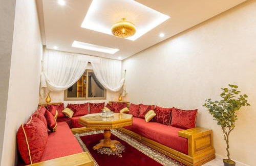 Tassoultante Apartamento | HAGS Apartment - Traditional Modern Apartment, full AC, 10m from airport