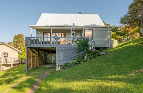 Hahei Casa | Hahei Horizon - Hahei Holiday Home