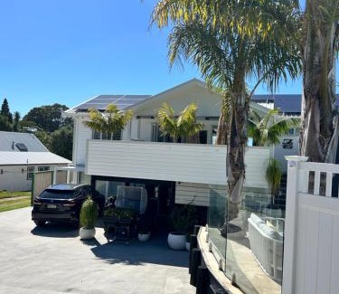 Hahei Casa | Hahei Pavillion Guest House