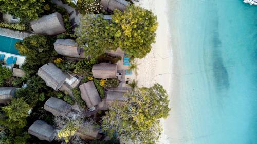 Mushroom Bay Complejo | Hai Tide Beach Resort
