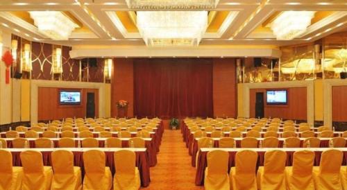 Long Hua Hotel | Haikou Conifer Garden Hotel