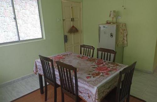 Kampung Bintong Casa | Hajjah Norma Homestay