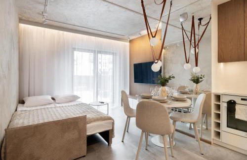 Brynow Apartamento | Hajmat Deluxe Katowice by Aparo - Nowoczesny Apartament, Bezpłatny Parking, Klimatyzacja, Taras, Dolina Trzech Stawów, Muchowiec, Centrum Katowic, Plac Zabaw, Przyjazny Zwierzętom