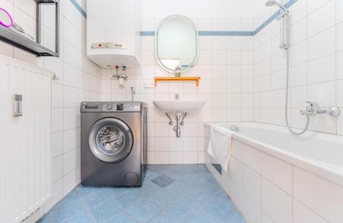 Gries Apartamento | Hakuna Cozy-Living city Center - free parking