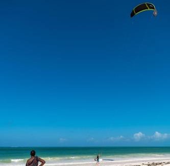 Paje Complejo | Hakuna Majiwe Beach Lodge
