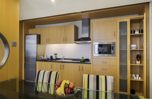 Al Zahiyah Apartamento | Hala Arjaan by Rotana