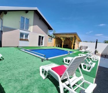 Mali Radic Apartamento | Halal Holidey Kuća za odmor