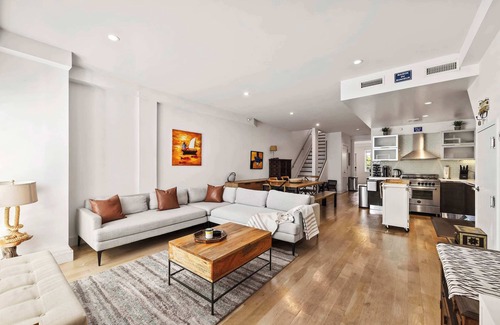 Bedford-Stuyvesant Apartamento | Halden Terrace by Rove | 3BR Home w/Private Garden