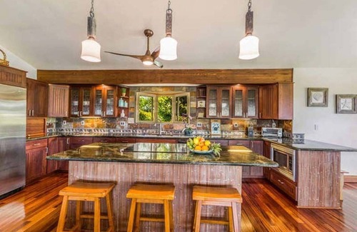 Queen Emmas Bluffs Casa | Hale A Kai - un 4br / 4. Casa de Campo de Golf 5ba en Princeville