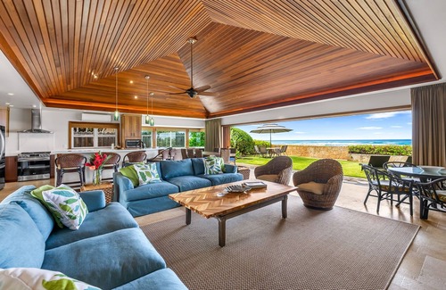 Leahi Park Casa | Hale Makai at Diamond Head: Stunning Oceanfront Estate w/Private Pool & AC