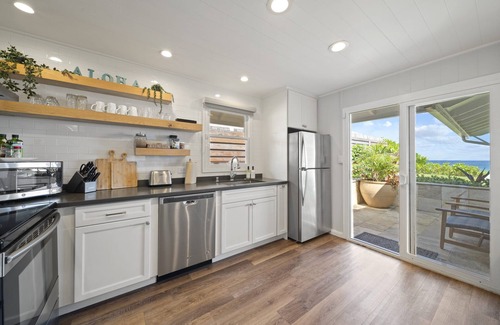 Pupukea Casa | Hale Nalu: Ocean View Home w/ Oahu beach in the backyard, Hale Nalu