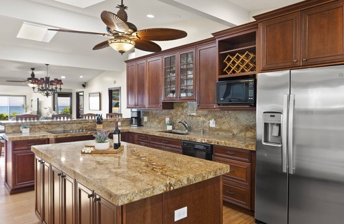 Waialua Casa | Hale Oka Nunu: Oceanfront Private, Spacious Paradise North Shore Home w/ Hot Tub