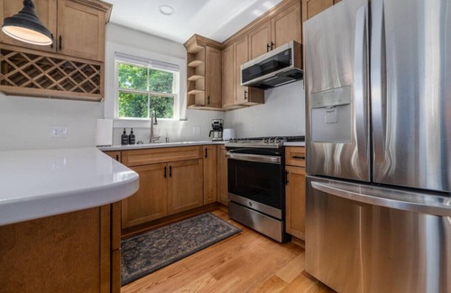 Lexington Casa | Halestone Cottage Downtown Lex