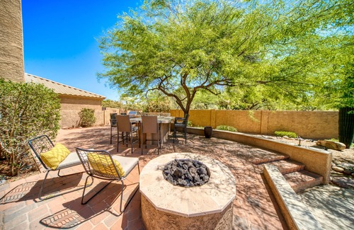 Pinnacle Peak Casa | Half Acre Quiet Oasis w/pool/Spa/putting green, 20 Min to Kierland Commons