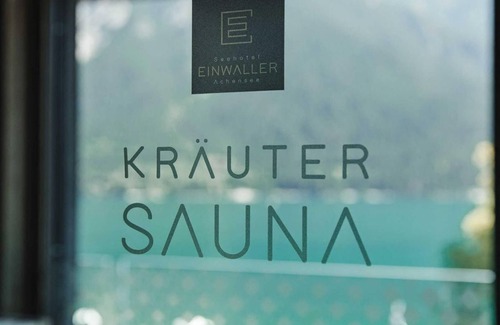 Pertisau Casa | Half board with short stay Achensee SeeblickSU - Seehotel Einwaller