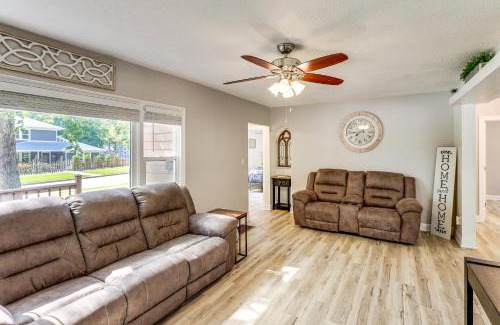 Yankton Casa | Half-Mi to Dtwn Yankton and River Charming Home!