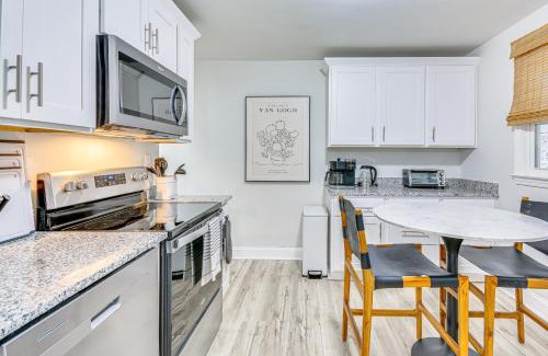 High Point Casa | half Mi to High Point University Quaint Abode!