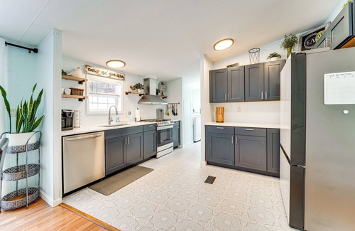 Altoona Casa | Half-Mi to Lakemont Park: Family-Friendly Home!