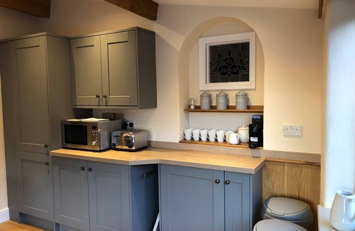 Walsingham Casa | Half Moon House es una casa de ladrillo y sílex de Norfolk bellamente renovada