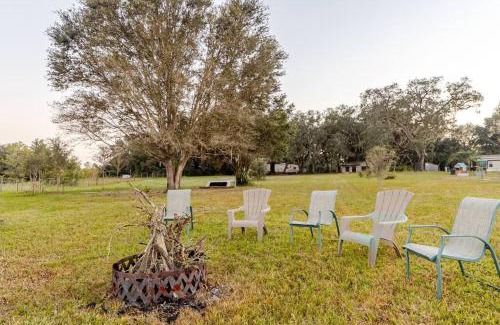 Putnam Hall Casa | Half Moon Lake property