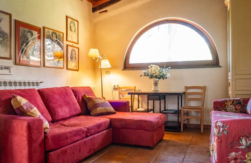 Zona LVIII Prima Porta Cama Y Desayuno | Half Moon Room in Domus Anson Silj, your stay in an oasis of tranquility