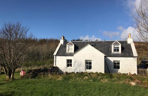Portree Casa | Half of 6