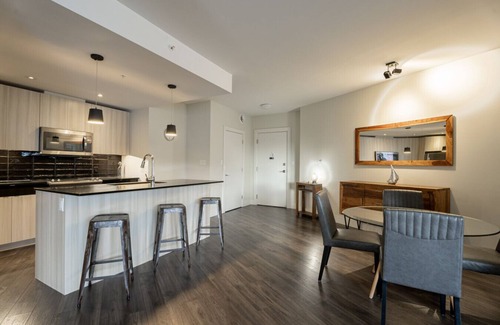 Halifax Apartamento | Chic 3BR Apt with City Views and Gym