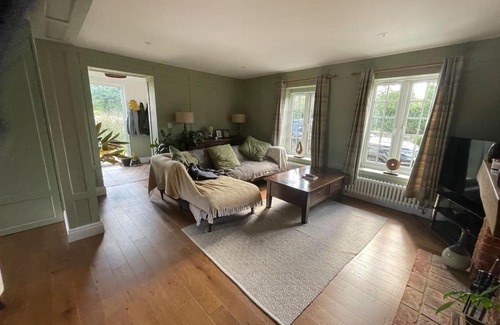 Claydon Casa | Hall Farm Cottage, Barham
