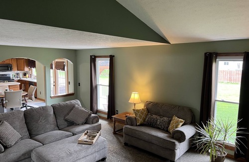 Canton Casa | Hall of Fame Retreat; Full Home (4BR 4BA)+ Hot Tub