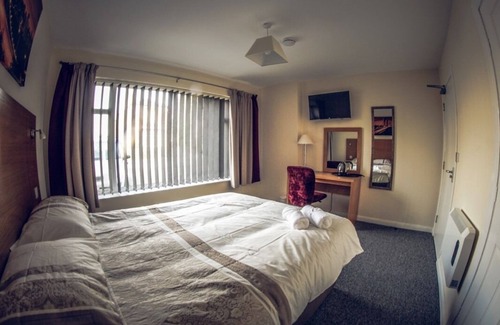 Boston Casa | Hallam Rooms