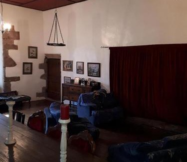 Inverbervie Casa | Hallgreen castle