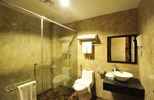 Taman Melaka Raya Hotel | Hallmark Crown Hotel