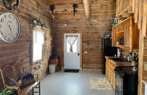 Merrillan Cabina | Halls Creek Retreat! Hatfield/Merrillan, WI