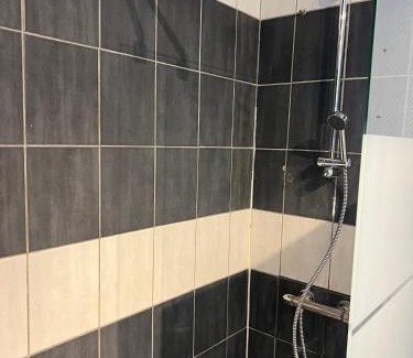 Barriere Saint Marc Apartamento | Halte Orléanaise I Parking I Wifi I TV I Près de la gare