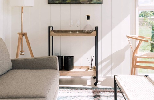 Greater Napanee Casa | Hambly House - Modern Farmhouse near PEC