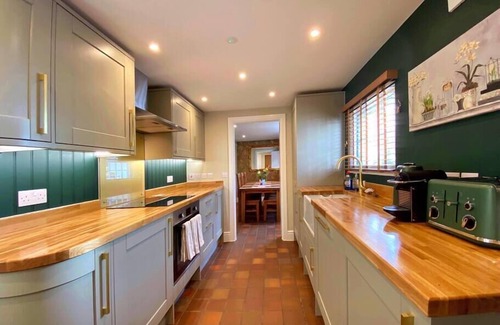 Broad Oak Casa | Hambrook House Canterbury - NEW luxury guest house
