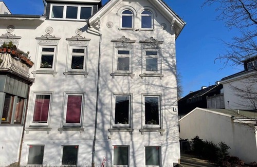 Bahrenfeld Apartamento | Hamburg Altona - Three Bedrooms for up to 10