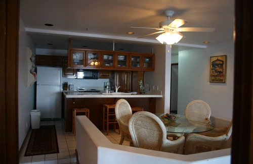 Avalon Villa | HamCove BestBldg Best ViewWIFI / FRENTE AL MAR / 2018 GOLFCART, televisores SMART