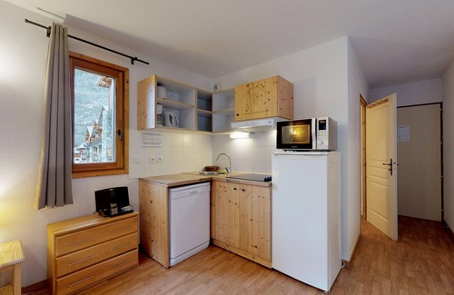 Orelle Apartamento | Hameau 8 101 - SPA & PISCINE studio 4 pers.