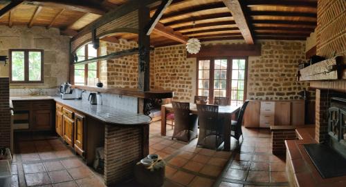 Castelnau-Magnoac Cama Y Desayuno | Hameau Dé nousté temps