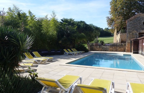 Saint-Front-sur-Lemance Cabaña | Hameau du Peyrié - Casas de carácter (27 personas), piscina climatizada, tenis, sauna