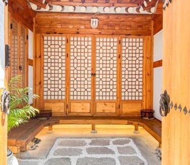 Gahoe-dong Casa | HAMhanokstay