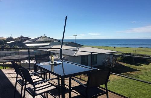 Emu Bay Casa | Hamilton