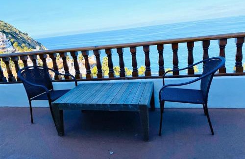 Avalon Complejo | Hamilton Cove-Boho Chic Villa w/Golf Cart.No pets.