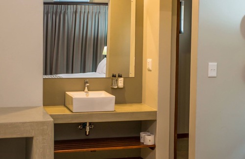 Malelane Casa | Hamiltons Lodge & Restaurant